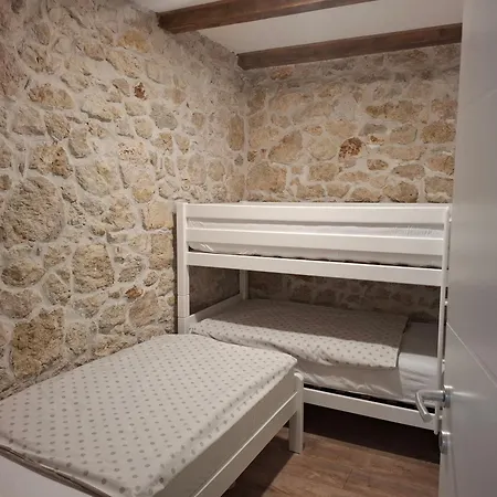 Villa Sunset Stone
