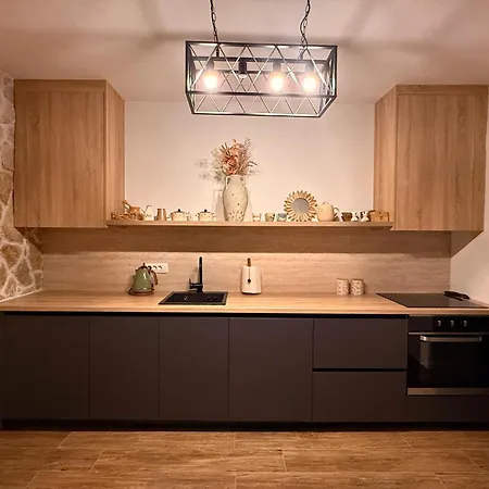 Sunset Stone Villa *