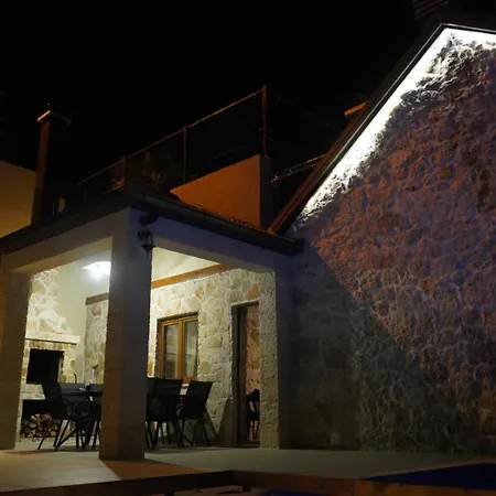 Sunset Stone Villa *