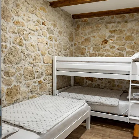 Villa Sunset Stone *